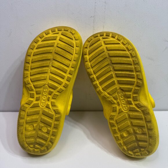 Crocs Unisex Size M7/W9 Yellow Warm Lined Clogs With Sailor Moon Jibbitz Charms - Picture 3 of 7